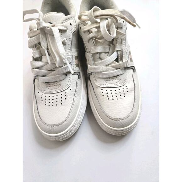 Lacoste L001 0321 Women's White Leather Athletic Runners Sneakers Size 5.5 EU 36 - Picture 6 of 13